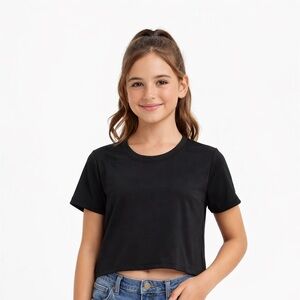 Black Short Sleeve Crop Top